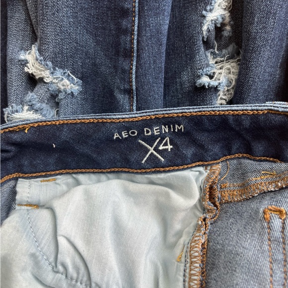 American Eagle | Distressed Jeggings, Skinny Jeans - Picture 6 of 7